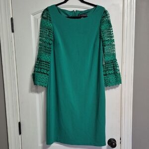 Jessica Howard Emerald Lace Sleeve Dress